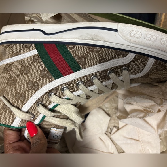 Gucci Hightop Tennis shoes size 38.5 - Picture 10 of 10